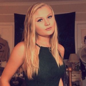 Meet your Posher, Nica